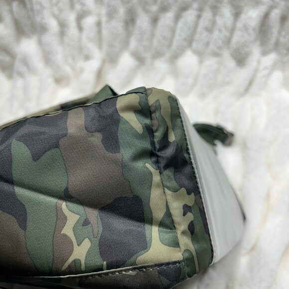 EUC Lug Hatchback 3 RFID Backpack in Camo Green - Travel Bag main image 8